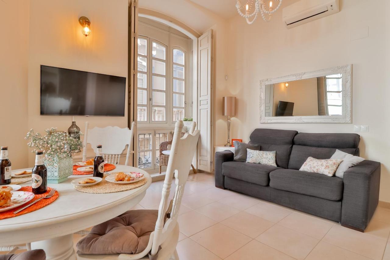 Flat 2 Bedrooms In The City Center マラガ エクステリア 写真