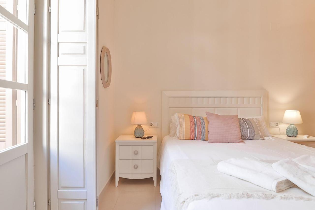 Flat 2 Bedrooms In The City Center マラガ エクステリア 写真