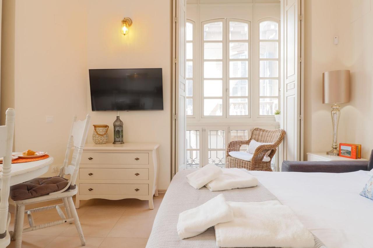 Flat 2 Bedrooms In The City Center マラガ エクステリア 写真