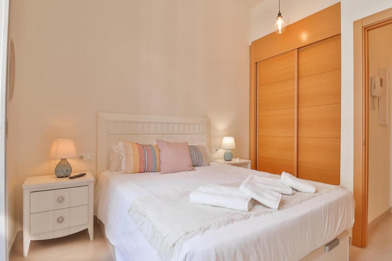 Flat 2 Bedrooms In The City Center マラガ エクステリア 写真