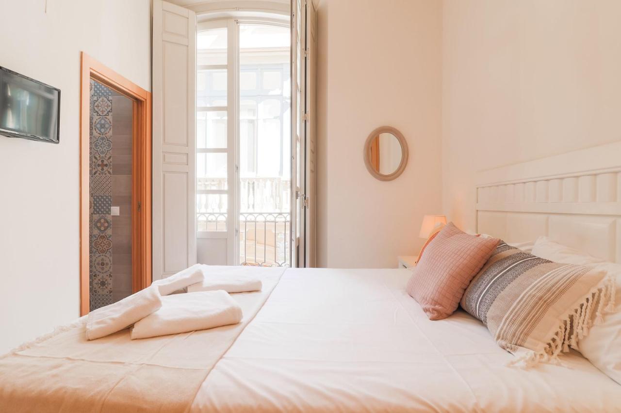 Flat 2 Bedrooms In The City Center マラガ エクステリア 写真